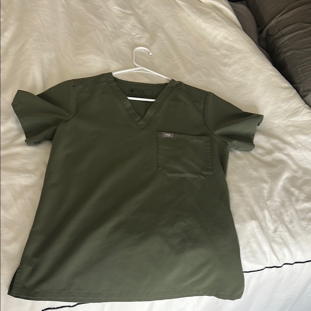 Figs Green Short Sleeve Tee Classic Design